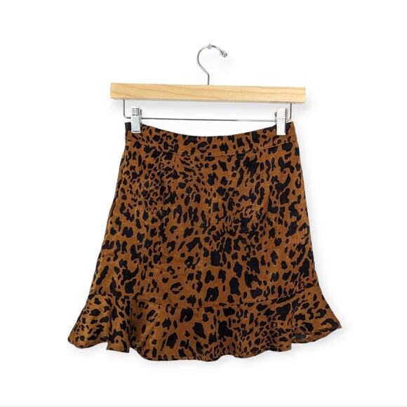 Forever 21 Leopard Print Flounce Mini Skirt Size XS - Picture 2 of 7